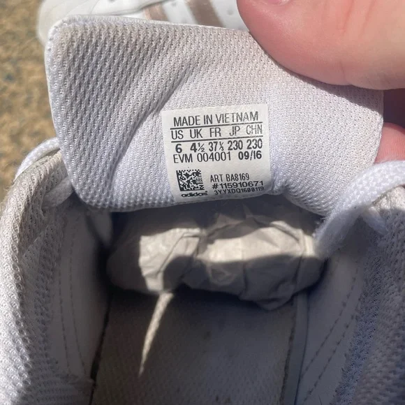 Women’s Rose Gold Adidas Superstar Sneakers - Picture 9 of 10